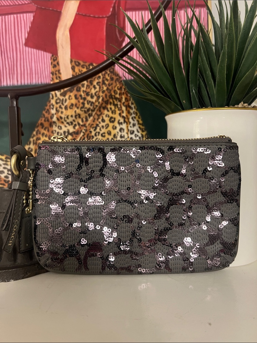 Coach Poppy Signature C Gray Sequin Wristlet